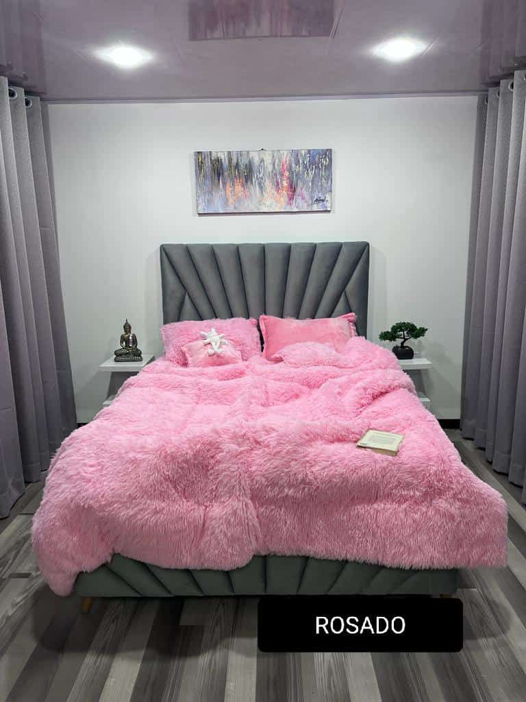 Edredón Peluche King (2x2)
